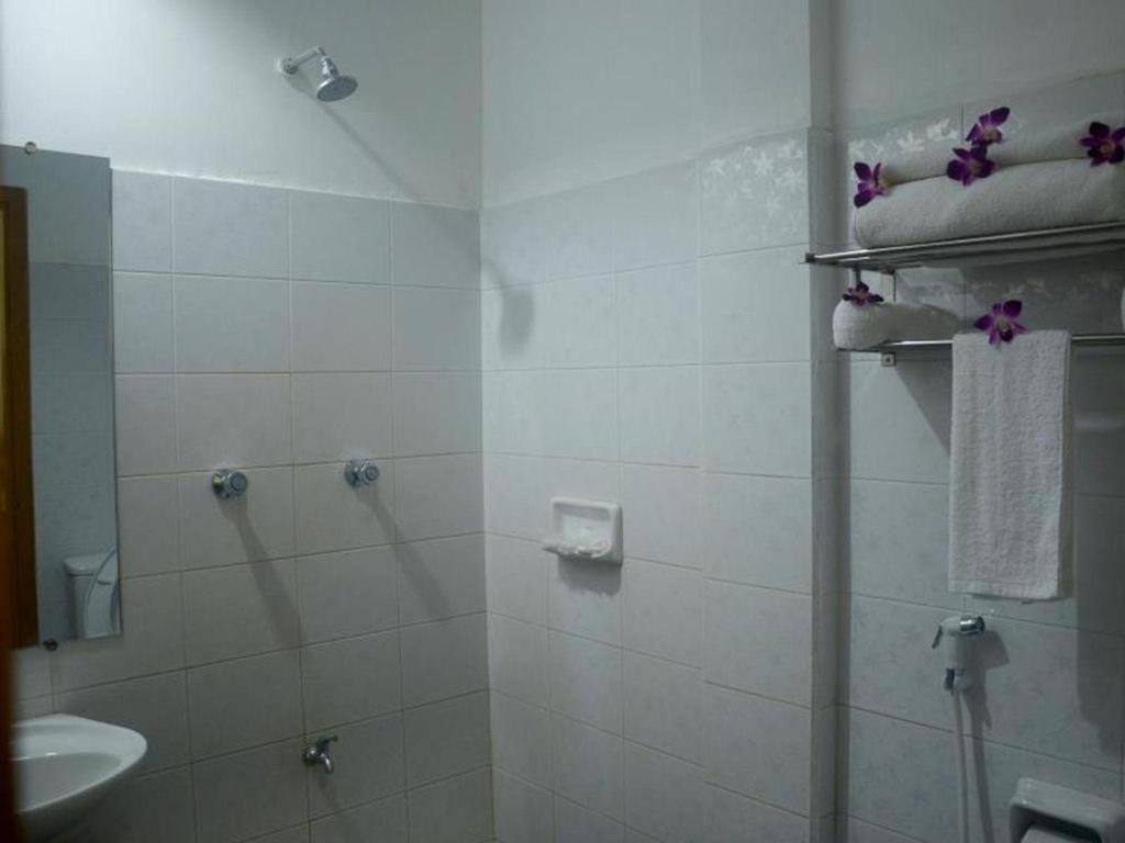 Diamond Crown Hotel Dawei Bagian luar foto