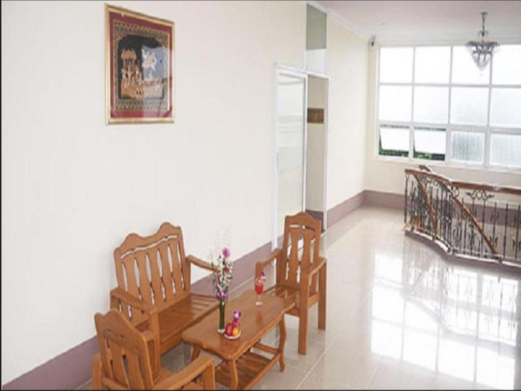 Diamond Crown Hotel Dawei Bagian luar foto