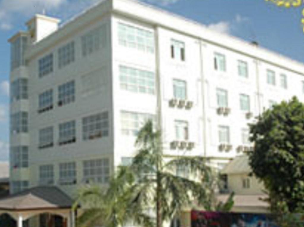 Diamond Crown Hotel Dawei Bagian luar foto