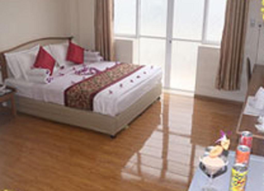 Diamond Crown Hotel Dawei Bagian luar foto